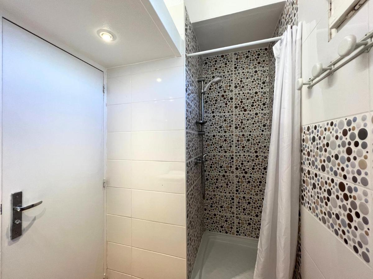 Appartement A 100M De La Plage - Terrasse & Parking Prive Le Barcarès Kültér fotó