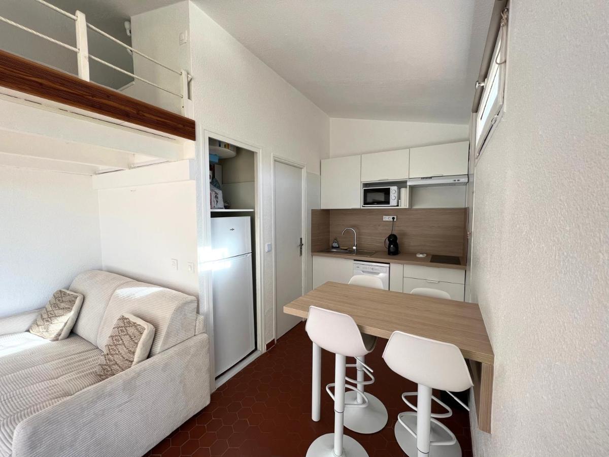 Appartement A 100M De La Plage - Terrasse & Parking Prive Le Barcarès Kültér fotó